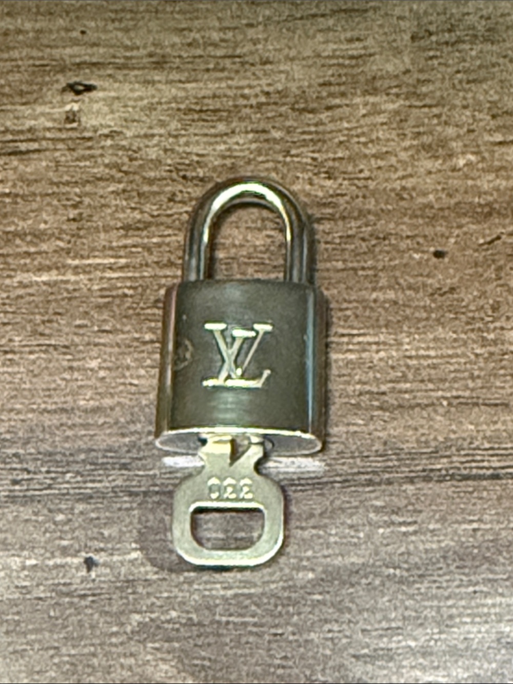 Authentic Louis Vuitton Vintage Brass Padlock Lock & Key Set #330